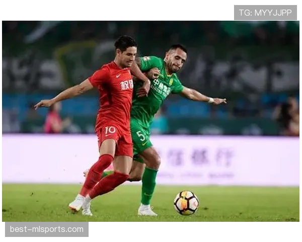 阻挡与防守站位判定规则解析：如何区分合法防守与犯规？